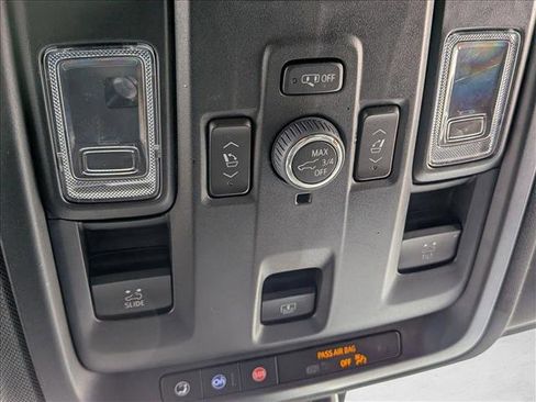 Used 2022 Chevrolet Tahoe High Country image 10