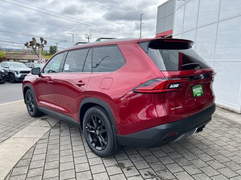 New 2026 Toyota Grand Highlander Limited image 3