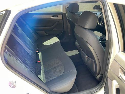 Used 2018 Hyundai Sonata SE FWD image 29
