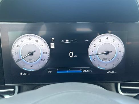 Used 2024 Hyundai Elantra SEL FWD image 17