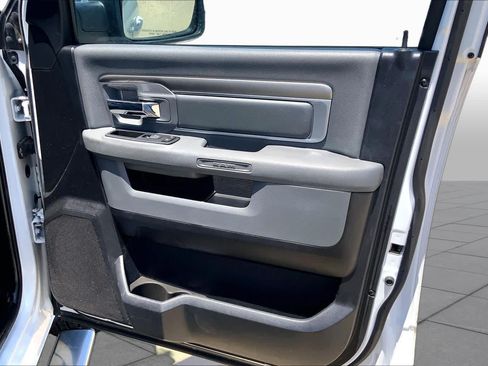 Used 2015 RAM 1500 Lone Star AWD/4WD image 22