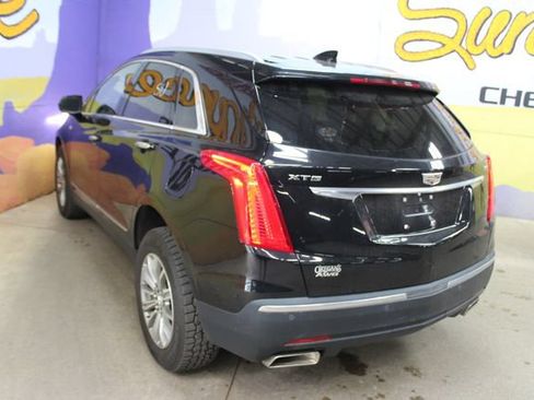 Used 2019 Cadillac XT5 Luxury AWD/4WD image 6