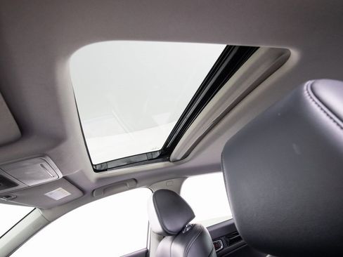 Used 2022 Honda Civic Touring image 28