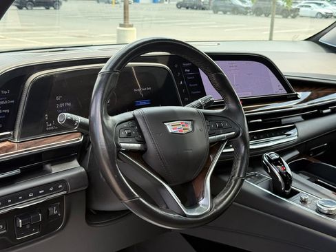 Used 2023 Cadillac Escalade ESV Sport Platinum w/ LPO, ONYX Package AWD/4WD image 10