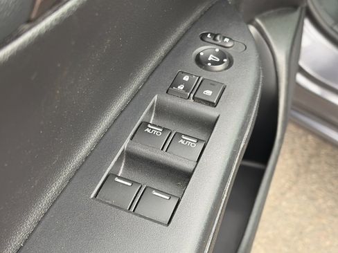 Used 2017 Honda Accord EX image 13