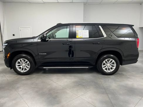 Used 2025 Chevrolet Tahoe LT AWD/4WD image 4
