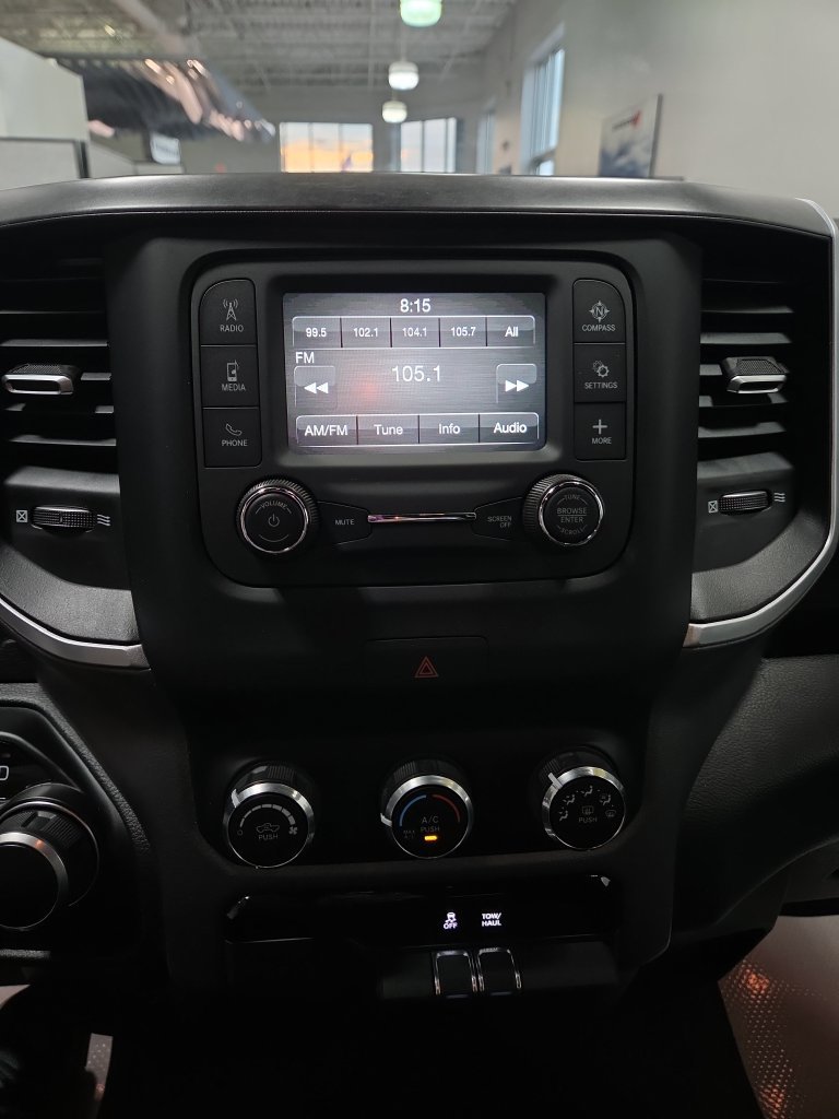 Used 2024 RAM 1500 Big Horn AWD/4WD image 5