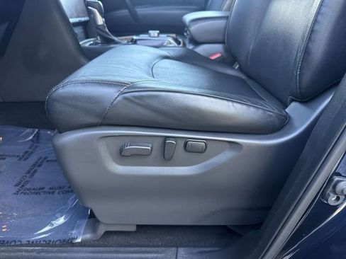 Used 2024 Nissan Armada SL w/ Captain's Chairs Package AWD/4WD image 31
