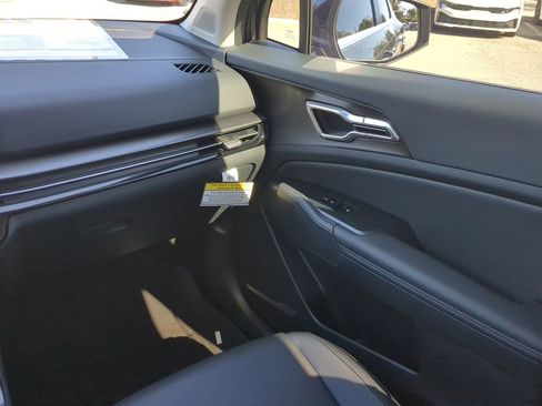 New 2026 Kia Sportage EX image 16