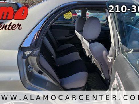 Used 2006 Subaru Impreza 2.5i AWD/4WD image 18
