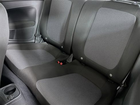 Certified 2019 Volkswagen Beetle 2.0T S image 4