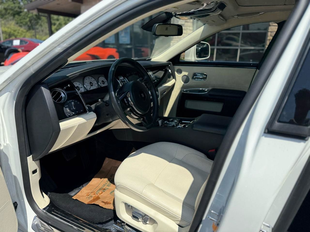 Used 2011 Rolls-Royce Ghost RWD image 19