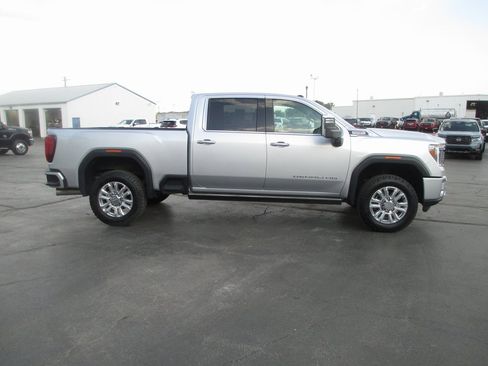 Certified 2022 GMC Sierra 2500 Denali w/ Denali Ultimate Package image 4