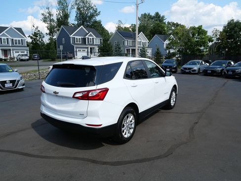 Used 2020 Chevrolet Equinox LS w/ LS Convenience Package AWD/4WD image 6