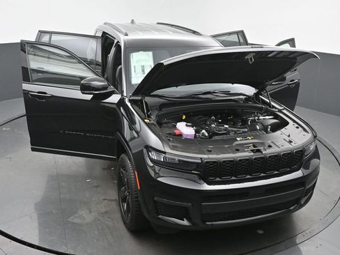 New 2025 Jeep Grand Cherokee L Limited image 63
