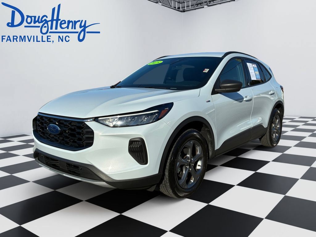 Used 2025 Ford Escape ST-Line AWD/4WD image 1