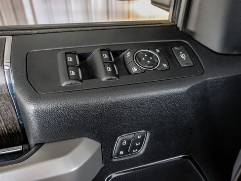 Used 2021 Ford F250 Lariat w/ Lariat Ultimate Package image 44