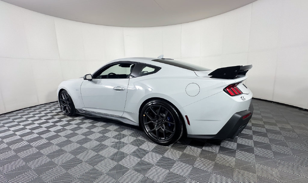 Used 2026 Ford Mustang Dark Horse SC RWD image 3