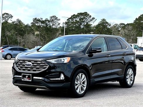 Used 2024 Ford Edge Titanium image 4