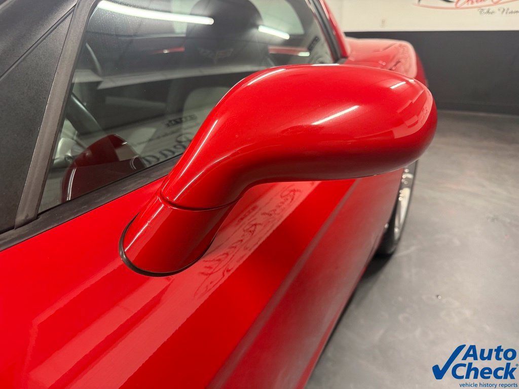 Used 2007 Chevrolet Corvette Coupe w/ Preferred Equipment Group RWD image 13