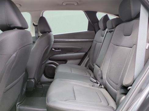 Certified 2024 Hyundai Tucson SE FWD image 10