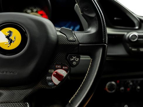 Used 2018 Ferrari 488 GTB RWD image 39