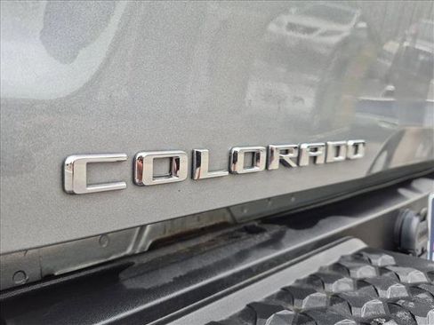Used 2024 Chevrolet Colorado LT w/ LT Convenience Package II RWD image 12