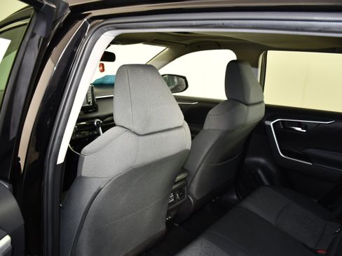 Used 2022 Toyota RAV4 XLE w/ Convenience Package AWD/4WD image 47