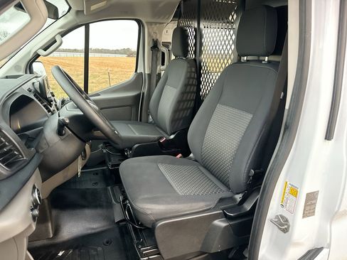 Used 2024 Ford Transit 250 Low Roof w/ Exterior Upgrade Package image 11