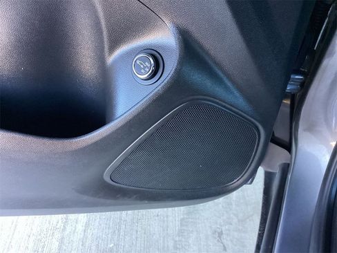 Certified 2022 Buick Encore GX Select image 24