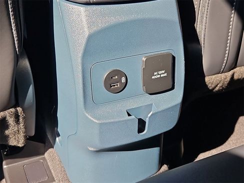 Used 2024 Ford Maverick Tremor w/ Tremor Off-Road Package image 25