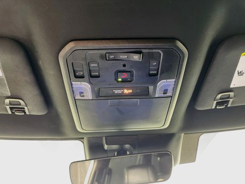 Used 2025 Toyota Sequoia Limited AWD/4WD image 20