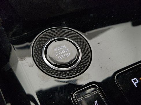 Certified 2024 Kia Niro EX Touring image 28