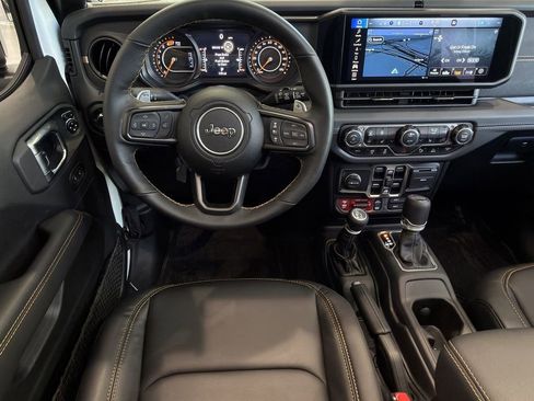 New 2025 Jeep Wrangler Unlimited Rubicon 392 image 10