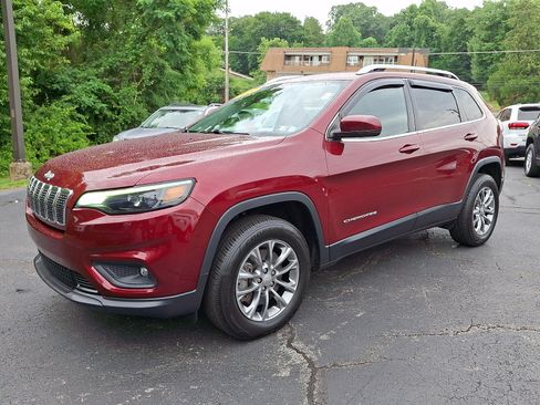 Certified 2020 Jeep Cherokee Latitude Plus w/ Cold Weather Group AWD/4WD image 3
