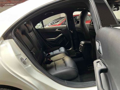 Used 2019 Mercedes-Benz CLA 250 image 29