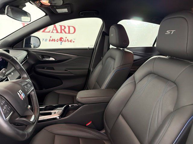 Used 2024 Buick Envista Sport Touring w/ Convenience I Package FWD image 19