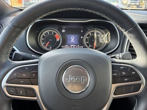 Used 2021 Jeep Cherokee Latitude Lux 80th Anniv w/ Quick Order Package 26U 80TH image 14