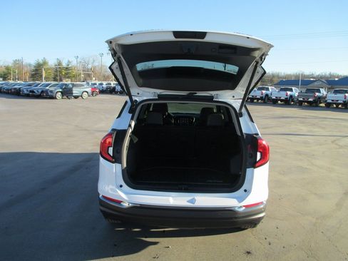 Certified 2024 GMC Terrain AT4 image 7