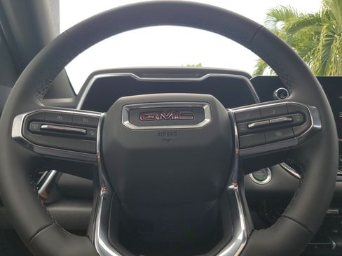New 2026 GMC Canyon Elevation w/ Convenience Package RWD image 22