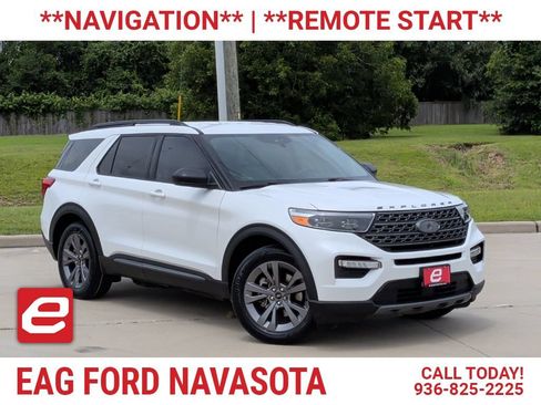 Used 2021 Ford Explorer XLT w/ Equipment Group 202A RWD image 1
