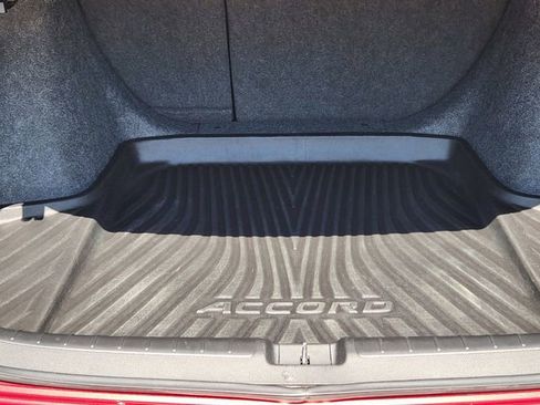 Used 2021 Honda Accord Touring image 33