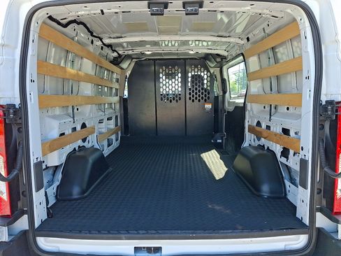 Used 2025 Ford Transit 250 Low Roof w/ Exterior Upgrade Package RWD image 27