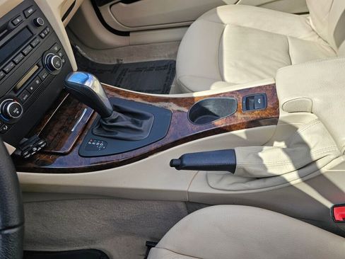 Used 2008 BMW 335i Convertible RWD image 23