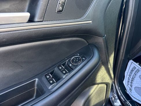 Used 2024 Ford Edge SEL w/ Convenience Package image 29