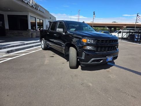 Used 2022 Chevrolet Silverado 1500 Custom image 11