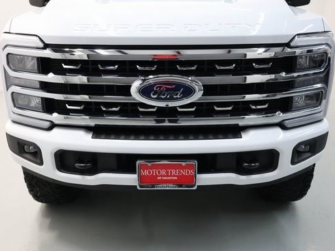 Used 2024 Ford F250 Lariat w/ FX4 Off-Road Package image 60