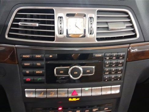 Used 2014 Mercedes-Benz E 350 E 350 image 25