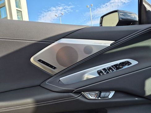 Used 2024 Chevrolet Corvette Stingray Preferred Conv w/ Z51 Performance Package RWD image 13
