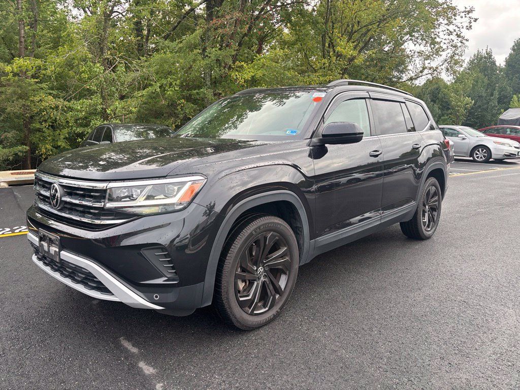 Used 2022 Volkswagen Atlas SE AWD/4WD image 1